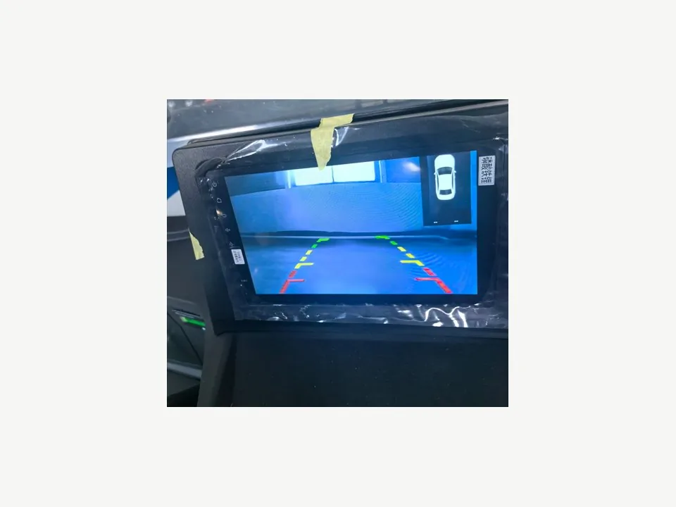 Cadyro golf cart reverse camera display detail